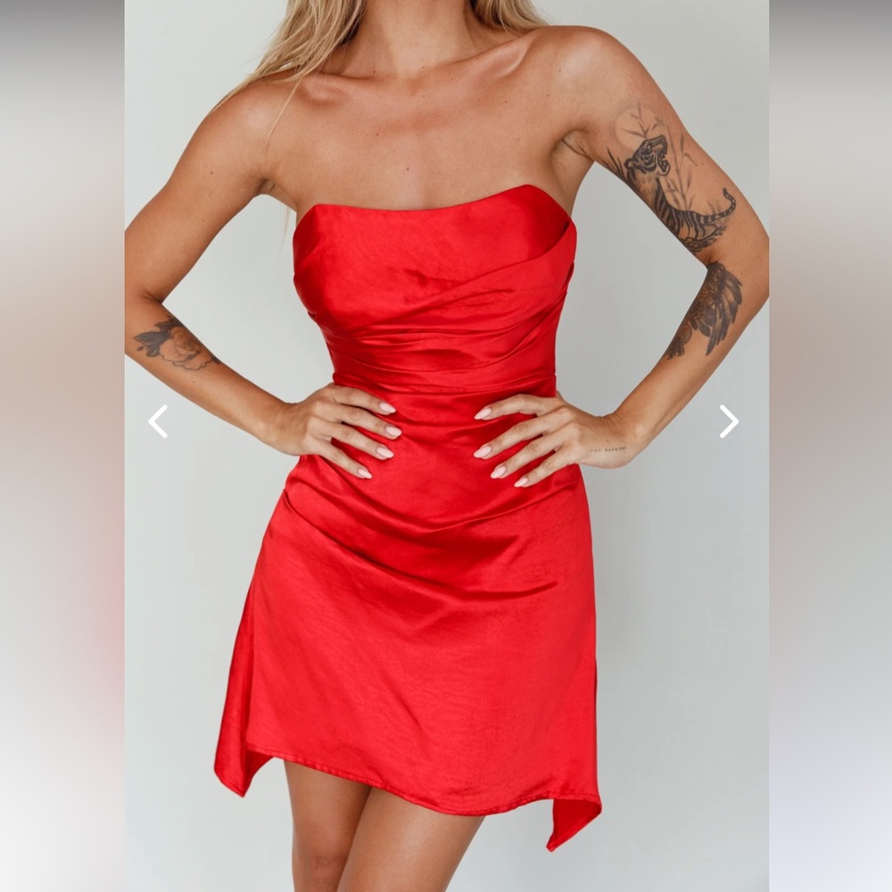 Selfie Leslie Tamia Strapless Mini Dress Cherry Red New With Tags Size Medium